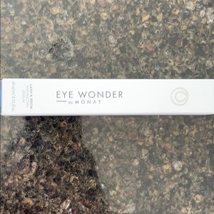 Eye Wonder by Monday
